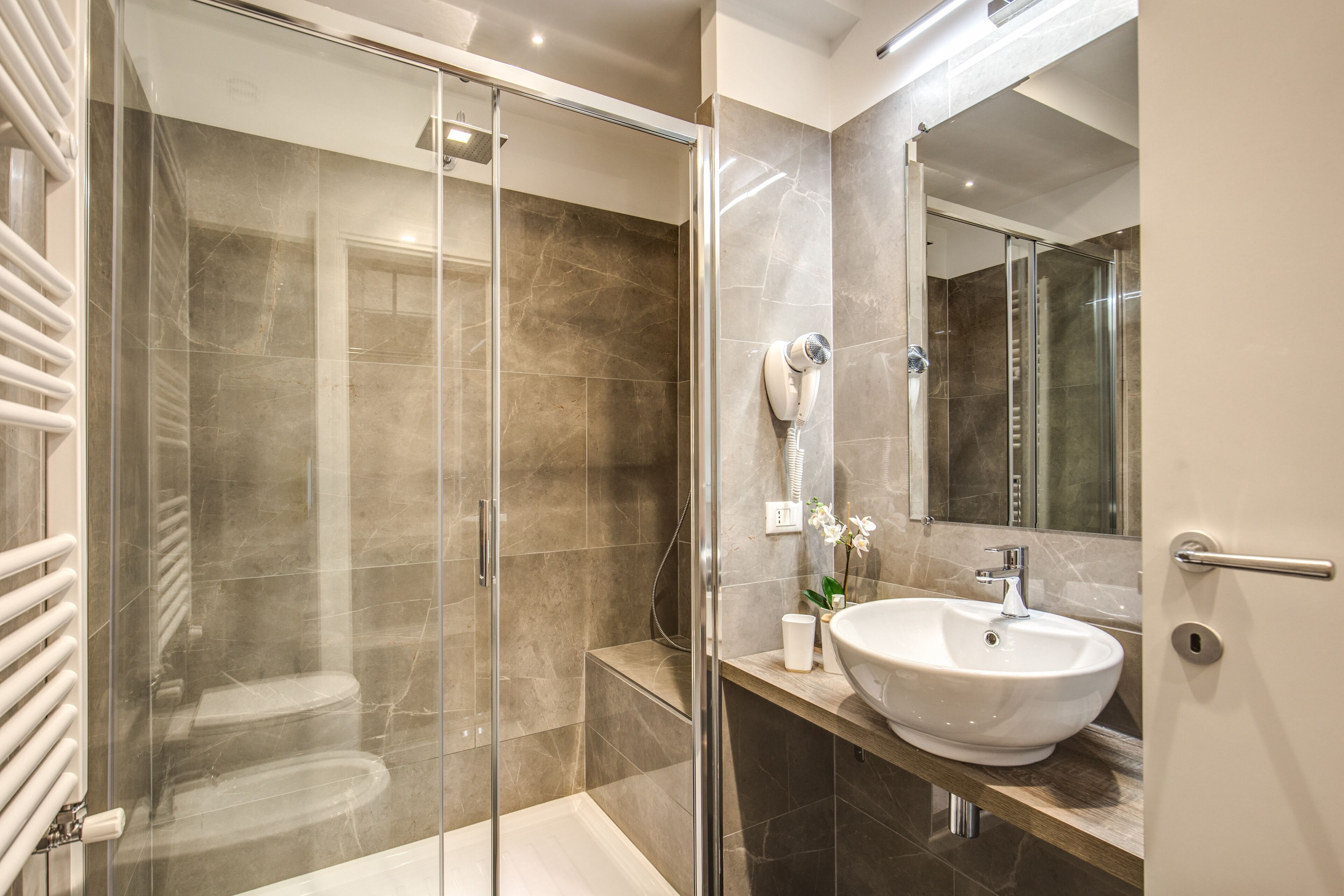 Foto - River Luxury Suites