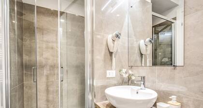 River Luxury Suites