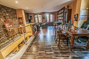 Mostrador para check-in y check-out