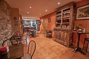 Restaurant - Hotel Rural Pajarapinta (Molinaseca)
