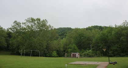 Hometown Inn
