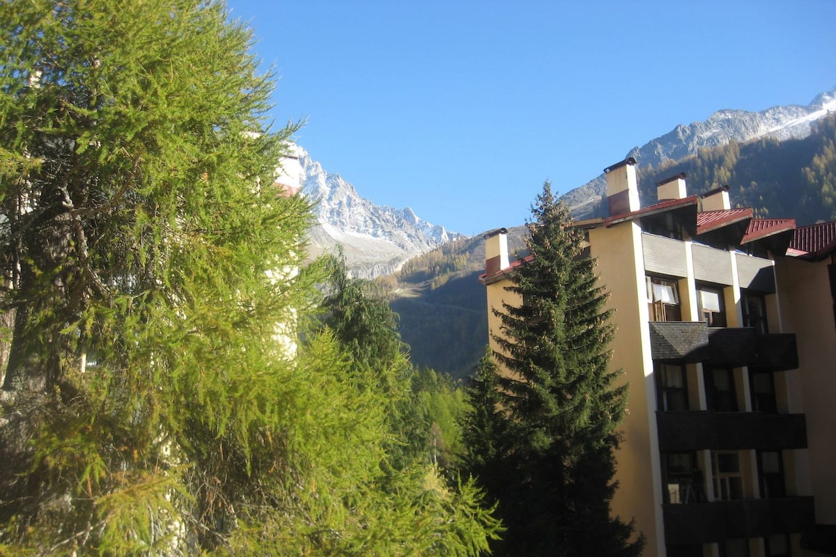 Departamento, vista a la montaña | Vista desde la habitación
