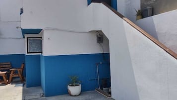 HABITACION 1 | 1 bedroom, individually furnished, desk, iron/ironing board