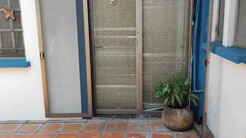 HABITACION 5 | 1 bedroom, individually furnished, desk, iron/ironing board