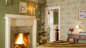 Deluxe Room, 1 King Bed, Private Bathroom (Room 1) | Living area | Flat-screen TV, fireplace, DVD player, iPod dock