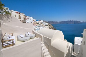 Terrace/patio - Morfi Cave House (Santorini)