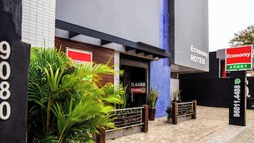 Façana frontal de l'allotjament