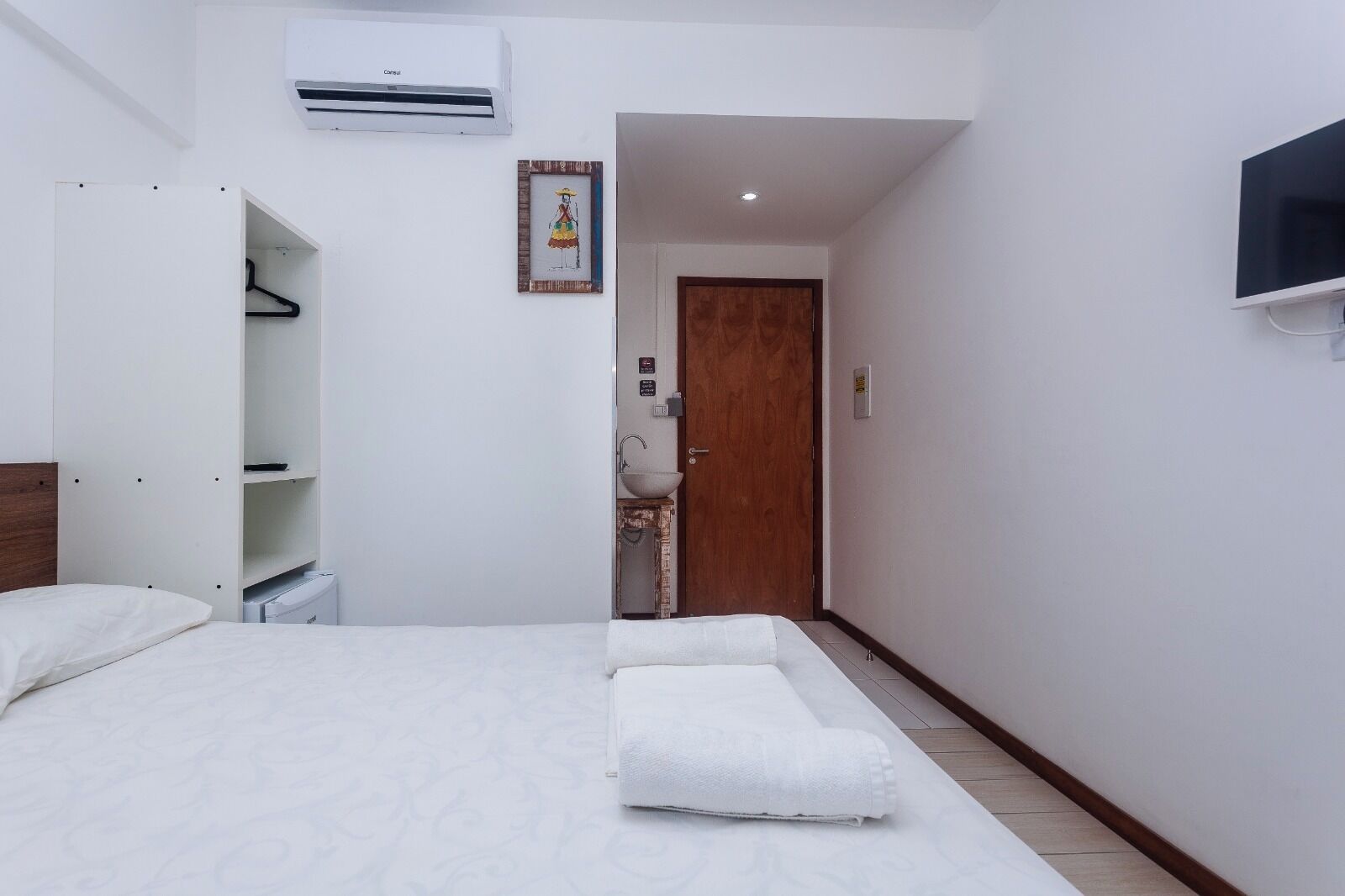 Foto - Economy Apart