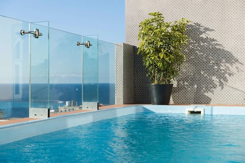 Outdoor pool, pool loungers