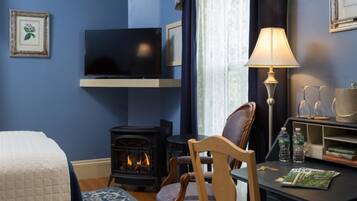 Hypo-allergenic bedding, desk, blackout curtains, iron/ironing board