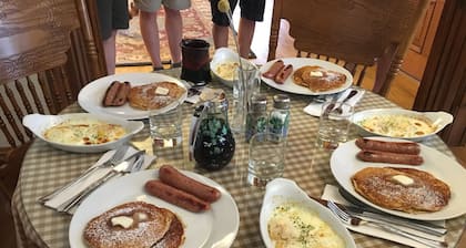 The Levi Deal Mansion Bed & Breakfast