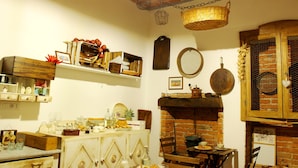 Coffee shop - Bed & Tours (Castelnuovo Belbo)
