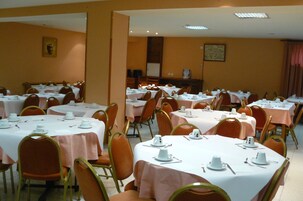 Dinner served, Regional cuisine