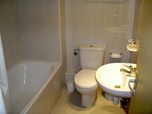 办公桌、免费 WiFi