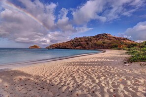 Beach nearby, beach massages - Royalton Antigua, An Autograph Collection All-Inclusive Resort (St. John's)
