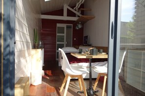 Studio Design, sauna, vue piscine