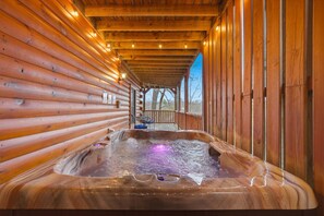 Tina de hidromasaje interior