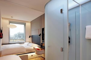 Premium bedding, pillowtop beds, in-room safe, desk