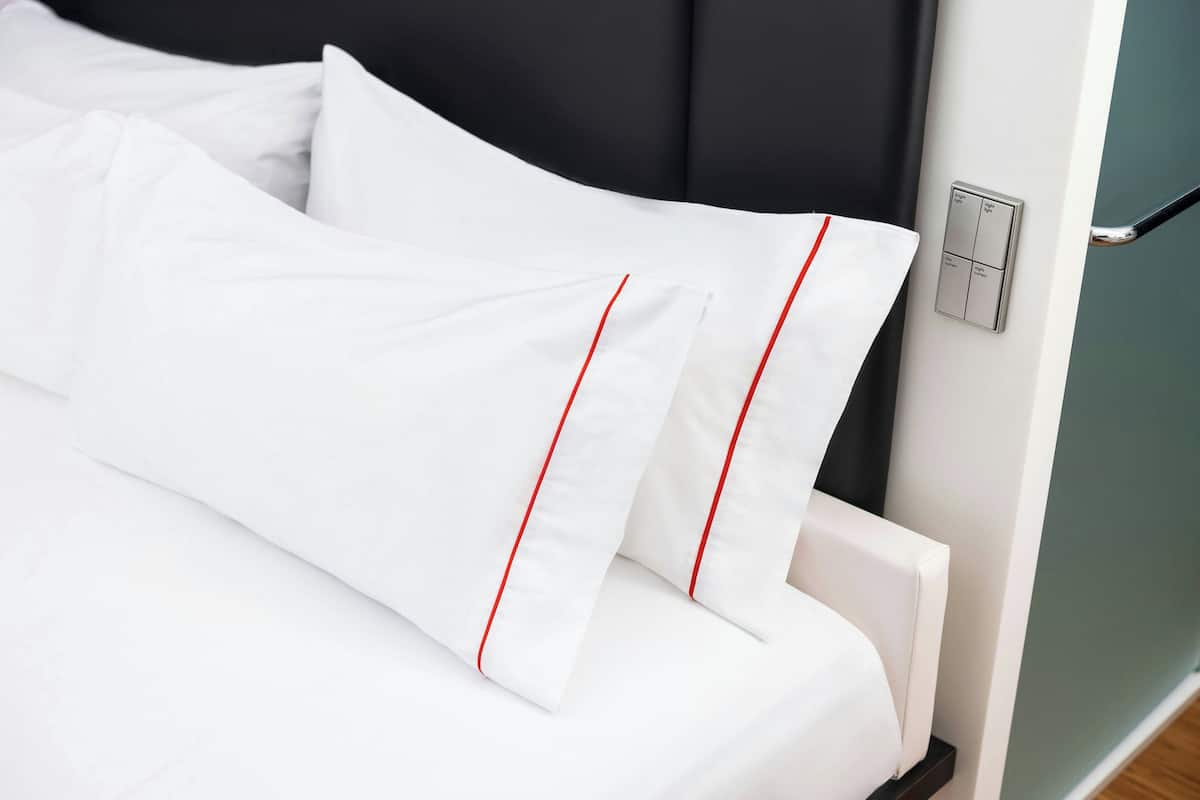 Zimmer, 1 King-Bett (Mobility Accessible, Roll-In Shower)