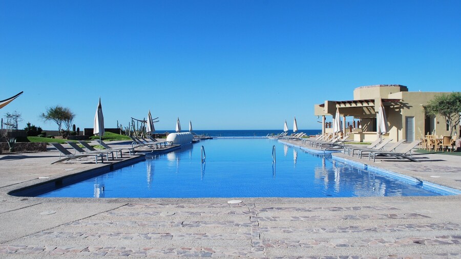 Encanto Living 1201 -4BR by Kivoya