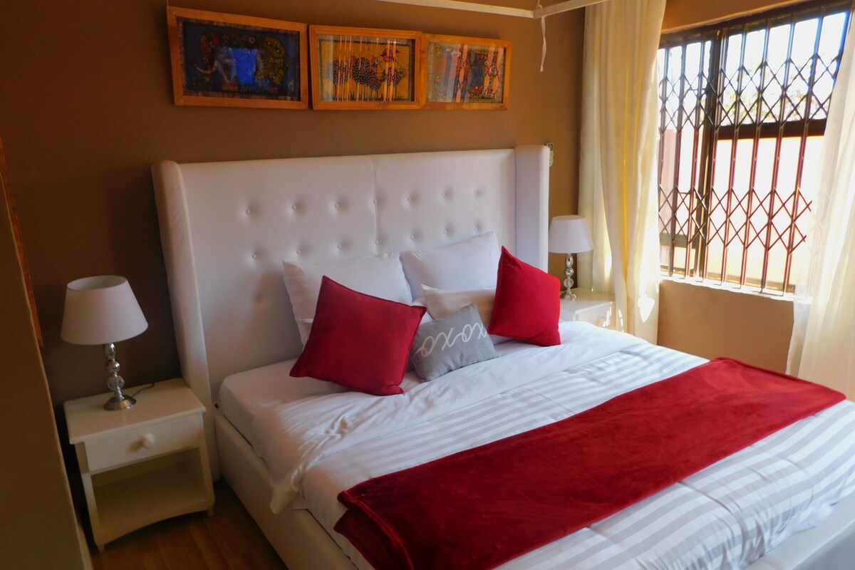 Luxury Double Room, 1 King Bed, Courtyard View | 1 bedroom, Egyptian cotton sheets, premium bedding, down comforters