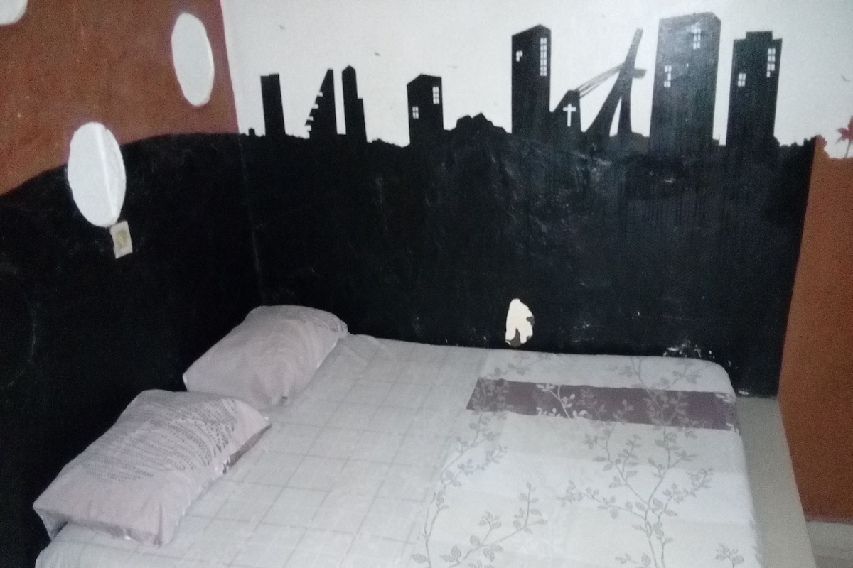 Standaard kamer | 1 slaapkamer, luxe beddengoed, een bureau, beddengoed