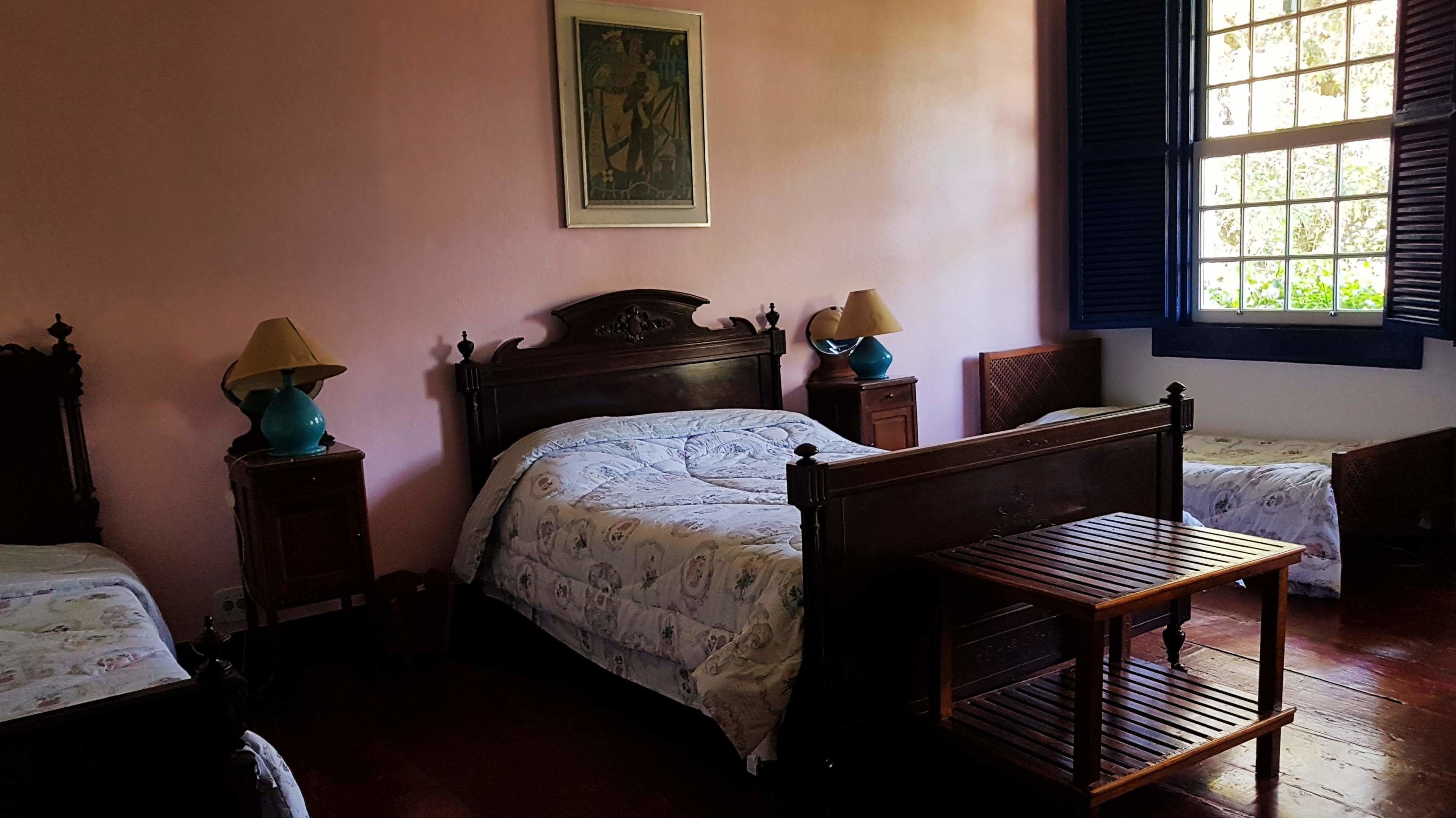 Romantische vierpersoonskamer, uitzicht op tuin, uitzicht op gebergte | Gratis wifi