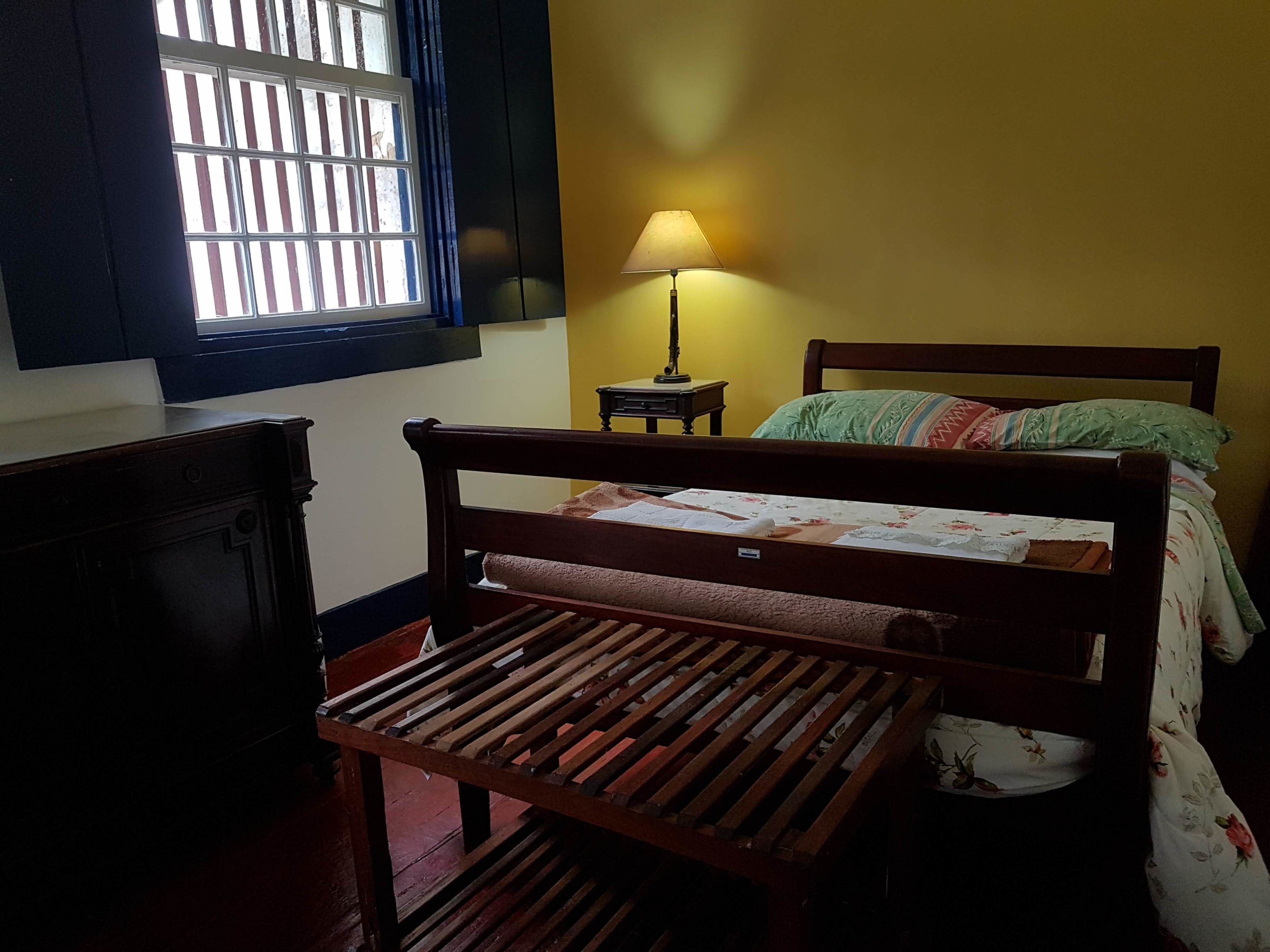 Economy driepersoonskamer, uitzicht op tuin, aan tuin | Gratis wifi