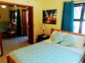 1 bedroom, in-room safe, desk, free WiFi