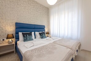 Superior Double or Twin Room | 1 bedroom, premium bedding, down comforters, in-room safe - San Martino Rooms (Pula)