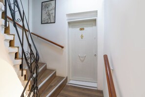 Staircase - Ercan Inn Hotel (Istanbul)