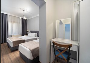 In-room safe, soundproofing, iron/ironing board, free WiFi