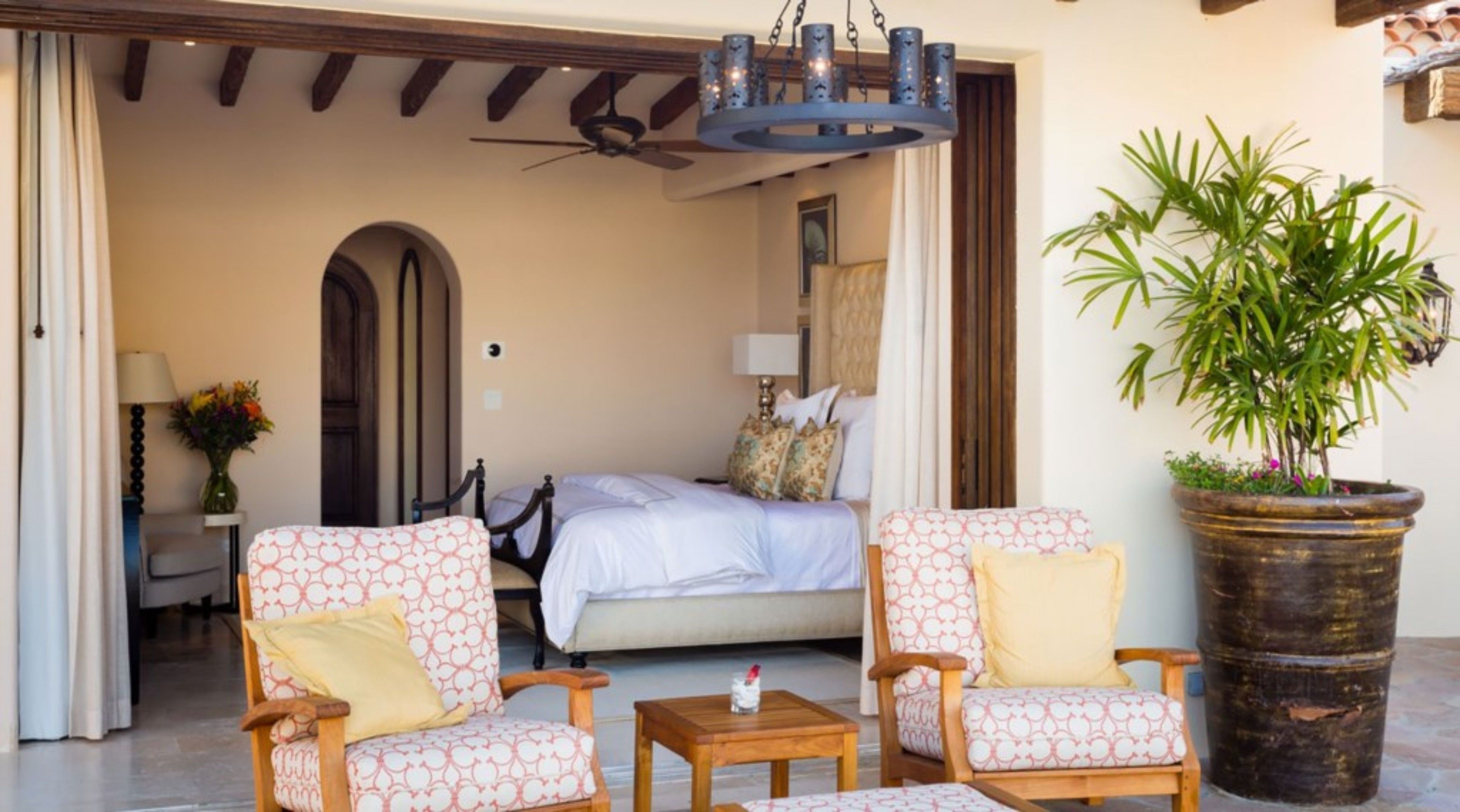 Vila família, 6 quartos | 1 quarto, ferros/tábuas de passar roupa, Wi-Fi de cortesia