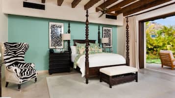 Family Villa, 6 Bedrooms | 1 bedroom, iron/ironing board, free WiFi, bed sheets