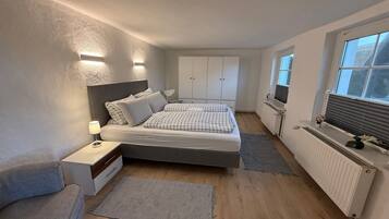 1 habitación, cuna de viaje, wifi y ropa de cama