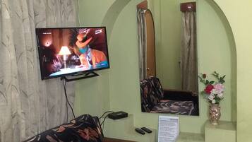 Economy Double Room, 1 Double Bed, Non Smoking, City View | 13 bedrooms, premium bedding, free WiFi