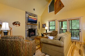 TV, fireplace, DVD player - Gatlinburg Private Cabin Creekside, Tickets, Screened Porch, Hot Tub, Pool Table (Gatlinburg)