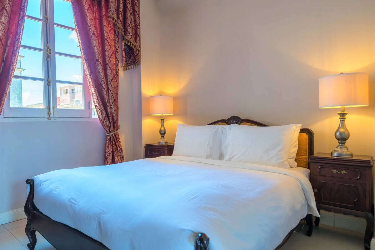 Signatur-værelse - 1 queensize-seng | Egyptiske bomuldslagner, premium-sengetøj, dundyner, minibar