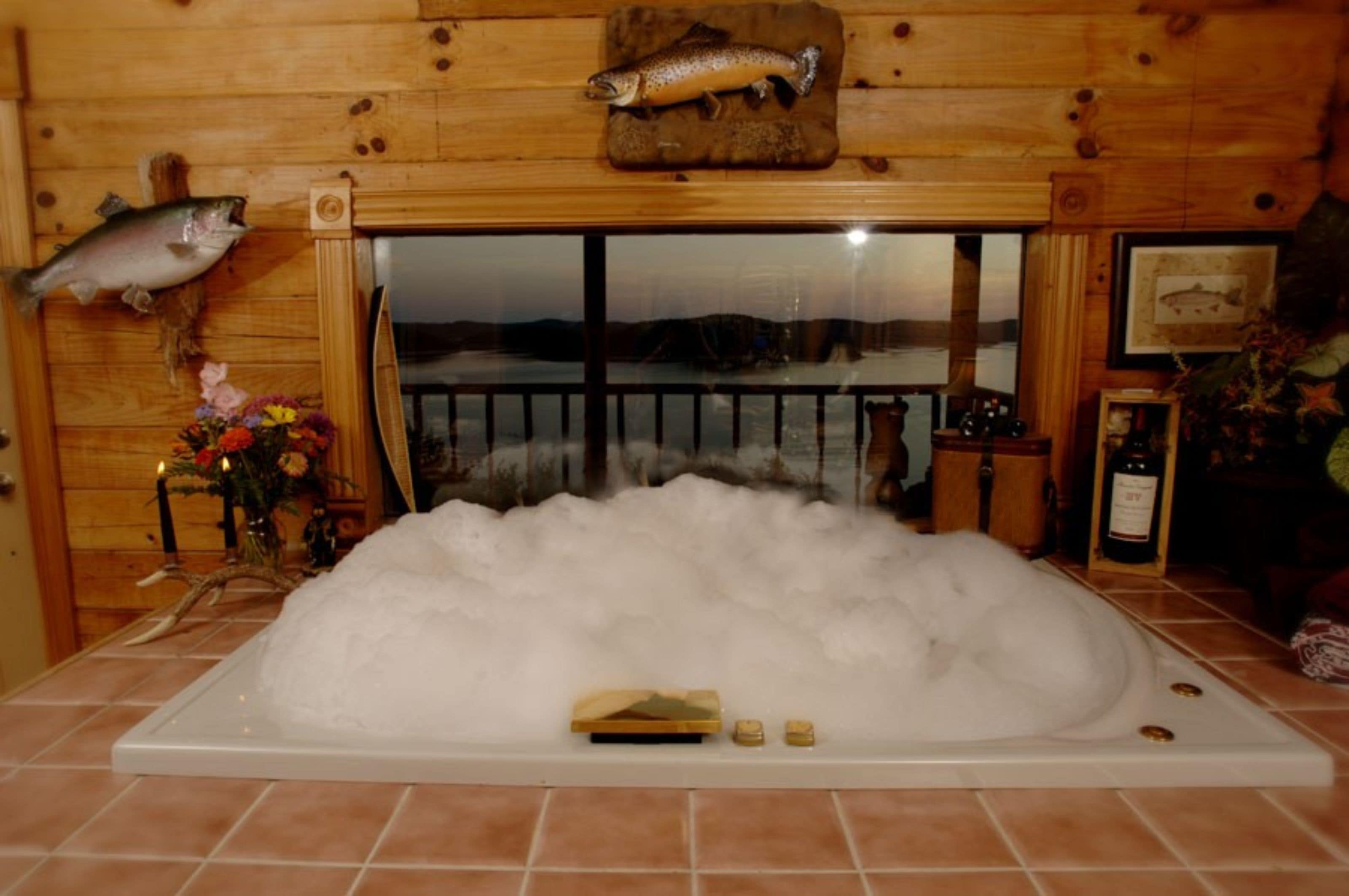 Jetted tub