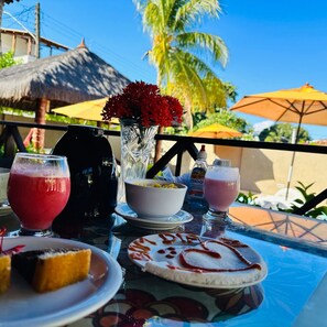 Esmorzar diari continental gratuït 