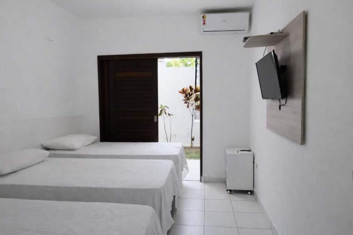 Standard Triple Room | 1 bedroom, free WiFi, bed sheets