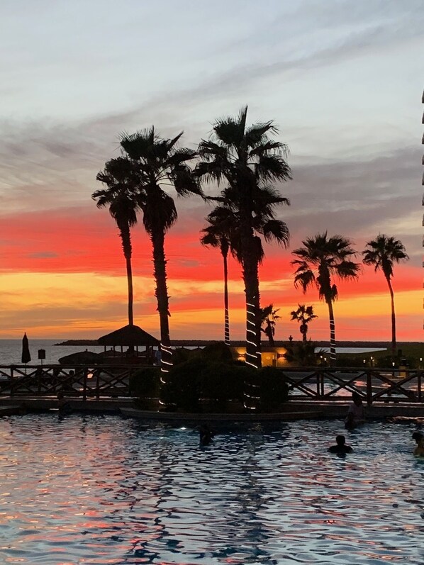 Outdoor pool, a heated pool