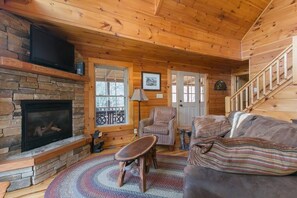 Smart TV, fireplace, DVD player, table football