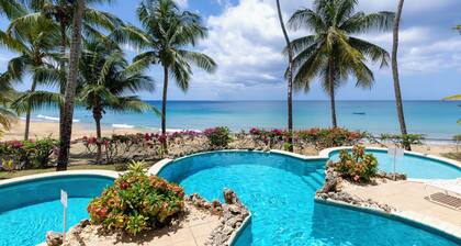 Chaconia Suite, a stunning luxurious beach front self catering apartment