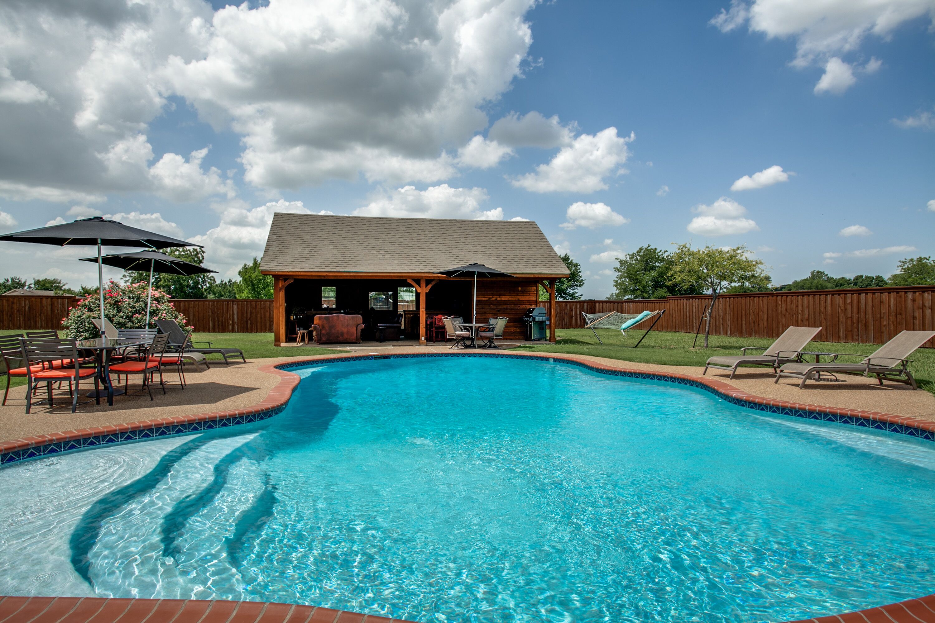 Lodging available for Thanksgiving & Christmas!