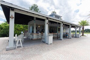 Outdoor dining - 5 Star Luxury Wharf Condo 509 -  Find Affordable Rates Now for Summer and Fall! (Orange Beach)