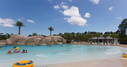 5 Star Luxury Wharf Condo 509 - Book Now for Spring, Summer, and Fall!