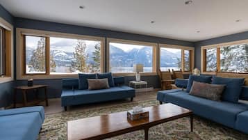 House, Private Bathroom, Lake View (Entire Home) | Lounge