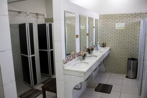 Shower, towels