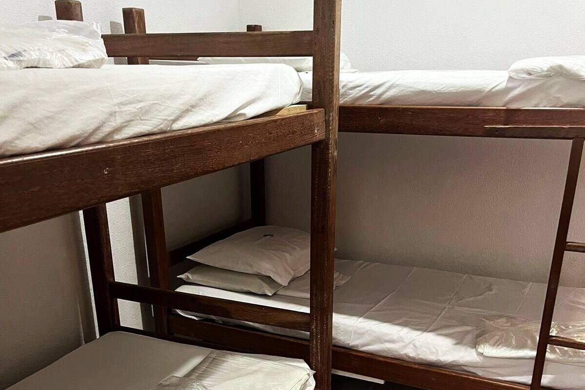 WiFi (free), bed sheets